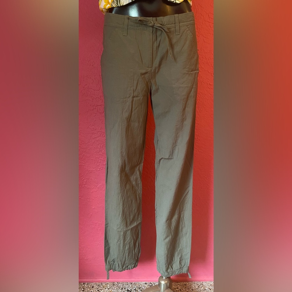 Women's Icebreaker Merino Wool Hiking Pants Size 6 Size 28 Army Green Olive